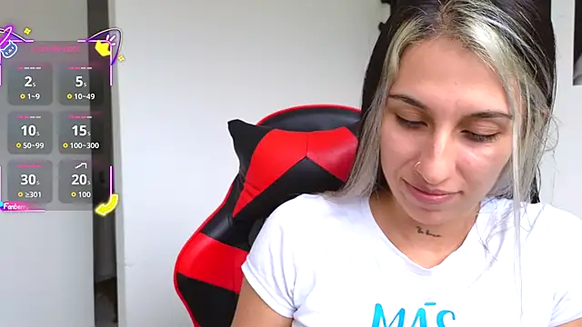 tammyandrade  online show from 11/28/25, 08:09