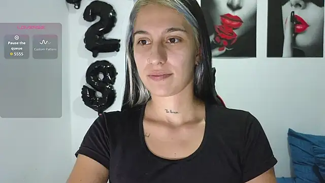 tammyandrade  online show from 10/04/25, 11:17