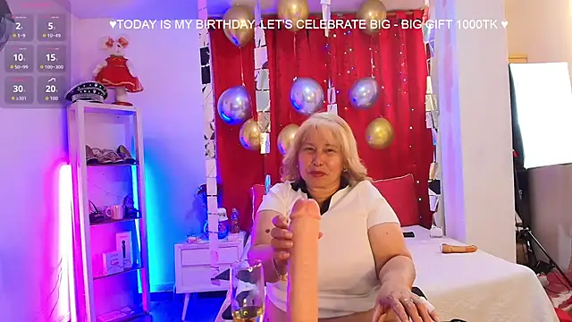 girl amada online show from 01/17/26, 06:00