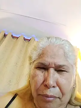 girl amada online show from 03/03/26, 05:09