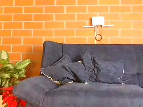 Snapshot of hanna_beili chatting on 12/18/24, 05:42 hanna beili online show from 12/18/24, 05:42