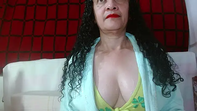 Snapshot of Tita_Madurita chatting on 06/29/26, 10:15 Tita Madurita online show from 06/29/26, 10:15