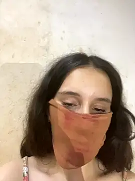 Snapshot of Chahrazad66 chatting on 10/15/25, 01:48 Chahrazad66 online show from 10/15/25, 01:48