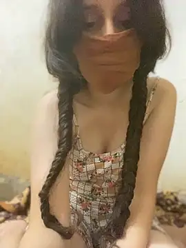 Snapshot of Chahrazad66 chatting on 10/12/25, 12:56 Chahrazad66 online show from 10/12/25, 12:56