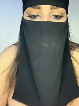 Miss-Soka online show from 04/22/26, 12:39