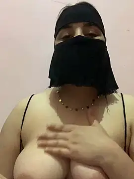 Miss-Soka online show from 12/15/24, 05:20