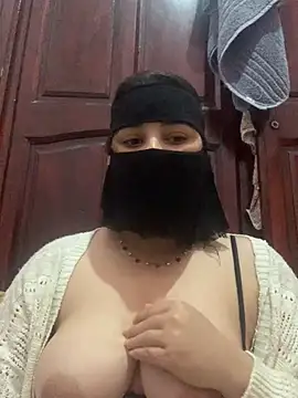 Miss-Soka online show from 12/19/24, 08:02