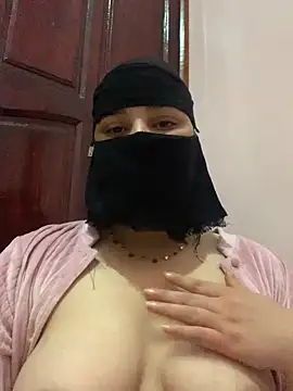 Miss-Soka online show from 12/25/24, 06:09