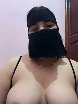 Miss-Soka online show from 12/19/24, 12:34