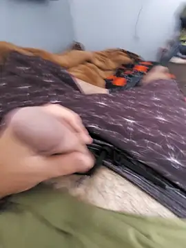 mfreitas005 online show from 10/24/25, 04:06