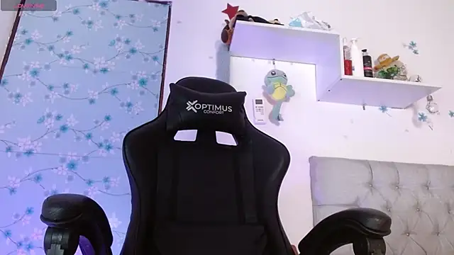 Snapshot of miss_valery2 chatting on 10/09/25, 12:11 miss valery2 online show from 10/09/25, 12:11