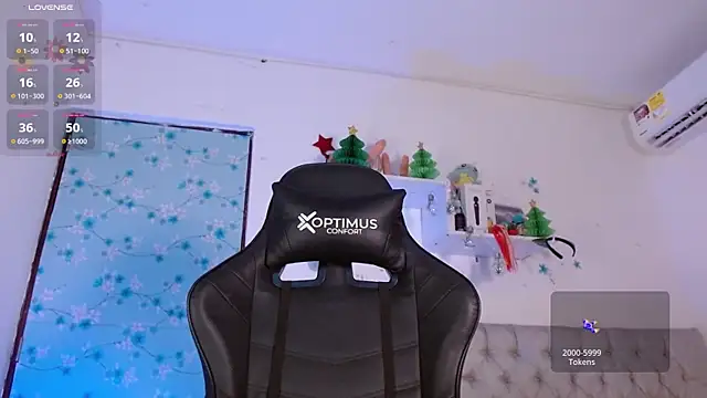 Snapshot of miss_valery2 chatting on 03/14/25, 01:16 miss valery2 online show from 03/14/25, 01:16