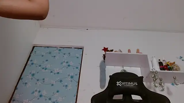 Snapshot of miss_valery2 chatting on 09/16/25, 02:34 miss valery2 online show from 09/16/25, 02:34