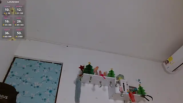 Snapshot of miss_valery2 chatting on 03/15/25, 01:41 miss valery2 online show from 03/15/25, 01:41