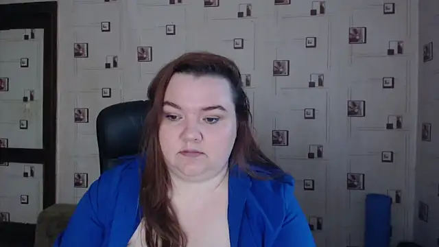 Snapshot of TasyaBigTTs chatting on 05/19/26, 04:47 TasyaBigTTs online show from 05/19/26, 04:47