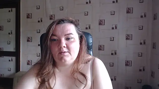 Snapshot of TasyaBigTTs chatting on 06/14/26, 02:29 TasyaBigTTs online show from 06/14/26, 02:29