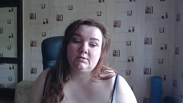 Snapshot of TasyaBigTTs chatting on 05/18/26, 11:15 TasyaBigTTs online show from 05/18/26, 11:15