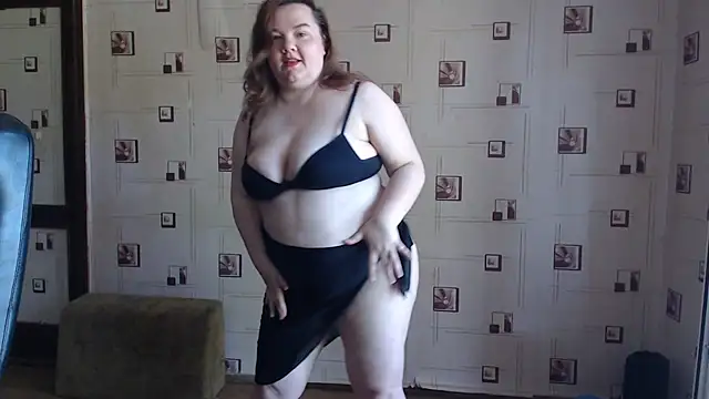 Snapshot of TasyaBigTTs chatting on 06/16/26, 05:40 TasyaBigTTs online show from 06/16/26, 05:40