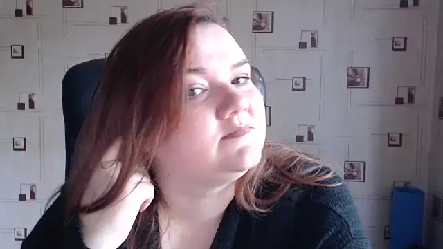 Snapshot of TasyaBigTTs chatting on 04/19/26, 08:15 TasyaBigTTs online show from 04/19/26, 08:15