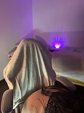 Snapshot of emiily15__ chatting on 02/02/26, 08:41 emiily15 online show from 02/02/26, 08:41