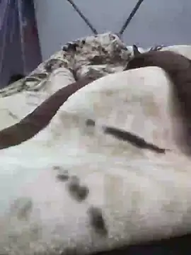 iaparna online show from 12/16/25, 04:22