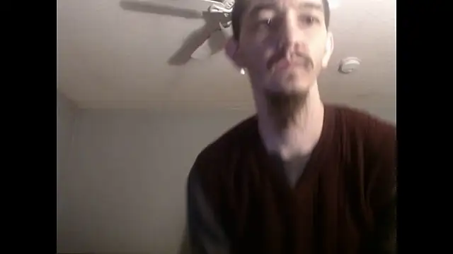 Snapshot of VanceFontaine chatting on 12/23/25, 04:45 VanceFontaine online show from 12/23/25, 04:45