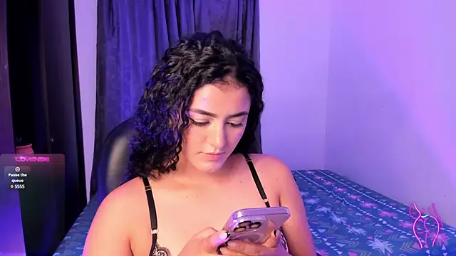 Adhara-zanne online show from 01/21/25, 03:04