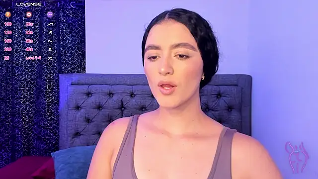 Adhara-zanne online show from 05/24/26, 12:21