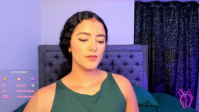 Snapshot of Adhara-zanne chatting on 02/01/26, 11:08 Adhara-zanne online show from 02/01/26, 11:08