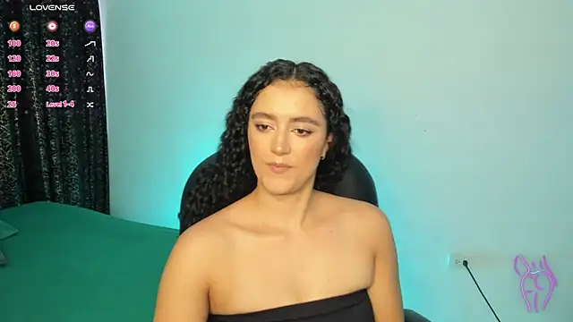 Adhara-zanne online show from 06/07/26, 08:14