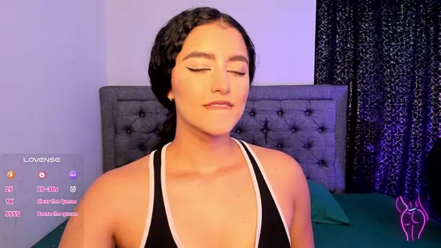 Snapshot of Adhara-zanne chatting on 01/31/26, 11:03 Adhara-zanne online show from 01/31/26, 11:03