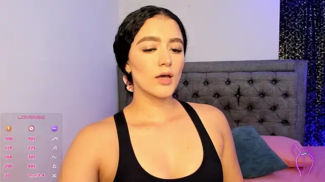 Snapshot of Adhara-zanne chatting on 02/25/26, 08:19 Adhara-zanne online show from 02/25/26, 08:19