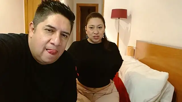 Snapshot of THIAGOEVA chatting on 03/22/25, 12:04 THIAGOEVA online show from 03/22/25, 12:04