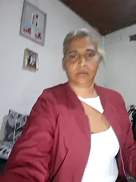 Goodgirlsue 77 online show from 02/16/26, 05:00