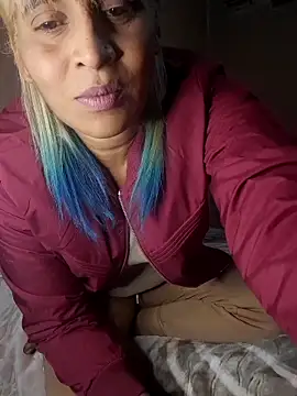 Goodgirlsue 77 online show from 09/27/25, 10:49