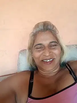 Snapshot of Goodgirlsue_77 chatting on 04/02/26, 06:42 Goodgirlsue 77 online show from 04/02/26, 06:42