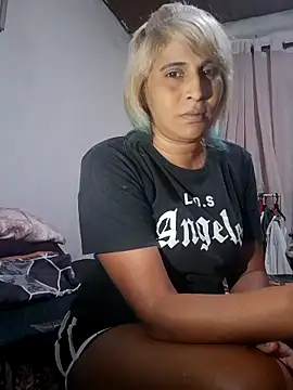 Goodgirlsue 77 online show from 02/02/26, 05:56