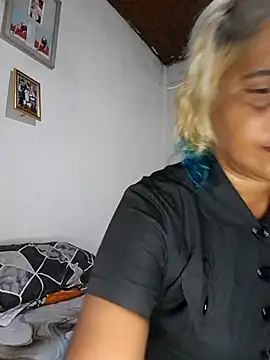 Goodgirlsue 77 online show from 02/25/26, 04:18