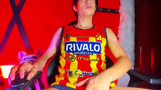 LilOwen  online show from 04/06/26, 05:14