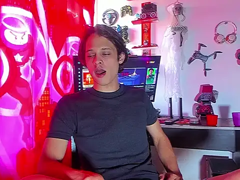 LilOwen  online show from 06/11/26, 09:01