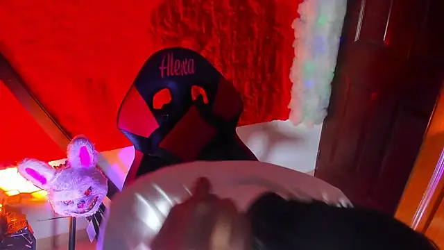 LilOwen  online show from 02/07/26, 10:07