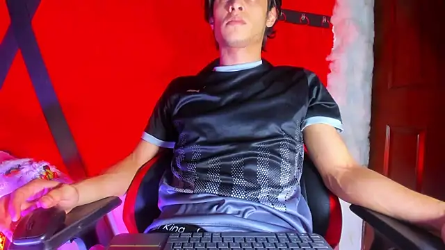 LilOwen  online show from 04/14/26, 08:25