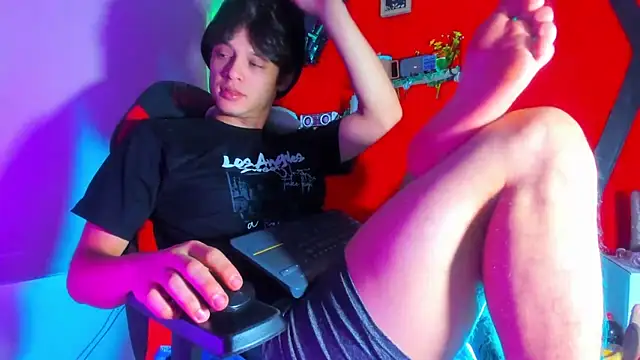 LilOwen  online show from 11/27/25, 05:24