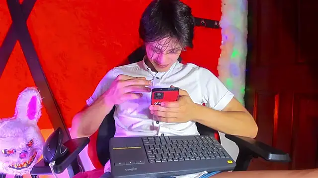 LilOwen  online show from 02/09/26, 06:06