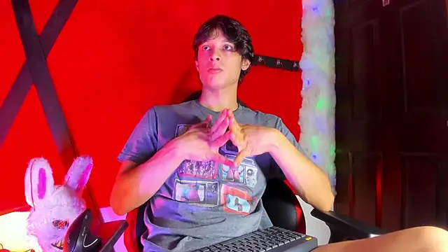 LilOwen  online show from 02/14/26, 05:46