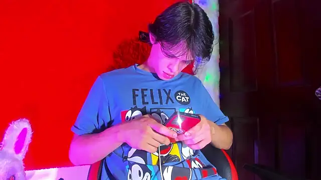 LilOwen  online show from 02/12/26, 05:23