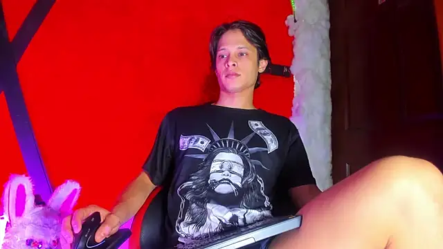 LilOwen  online show from 03/18/26, 05:14