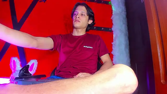 LilOwen  online show from 03/27/26, 04:30