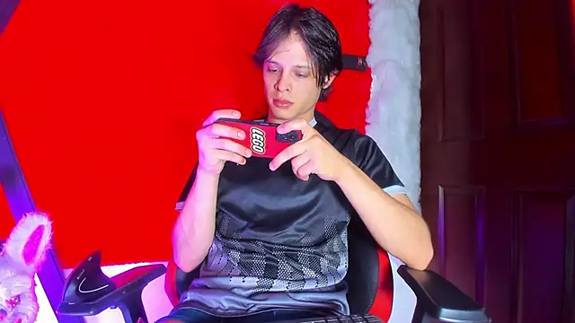 LilOwen  online show from 03/17/26, 03:48