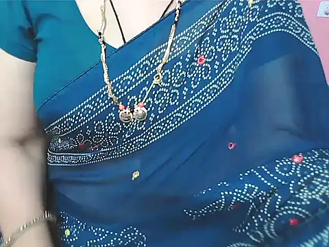 sunitha-3 online show from 10/20/25, 07:14